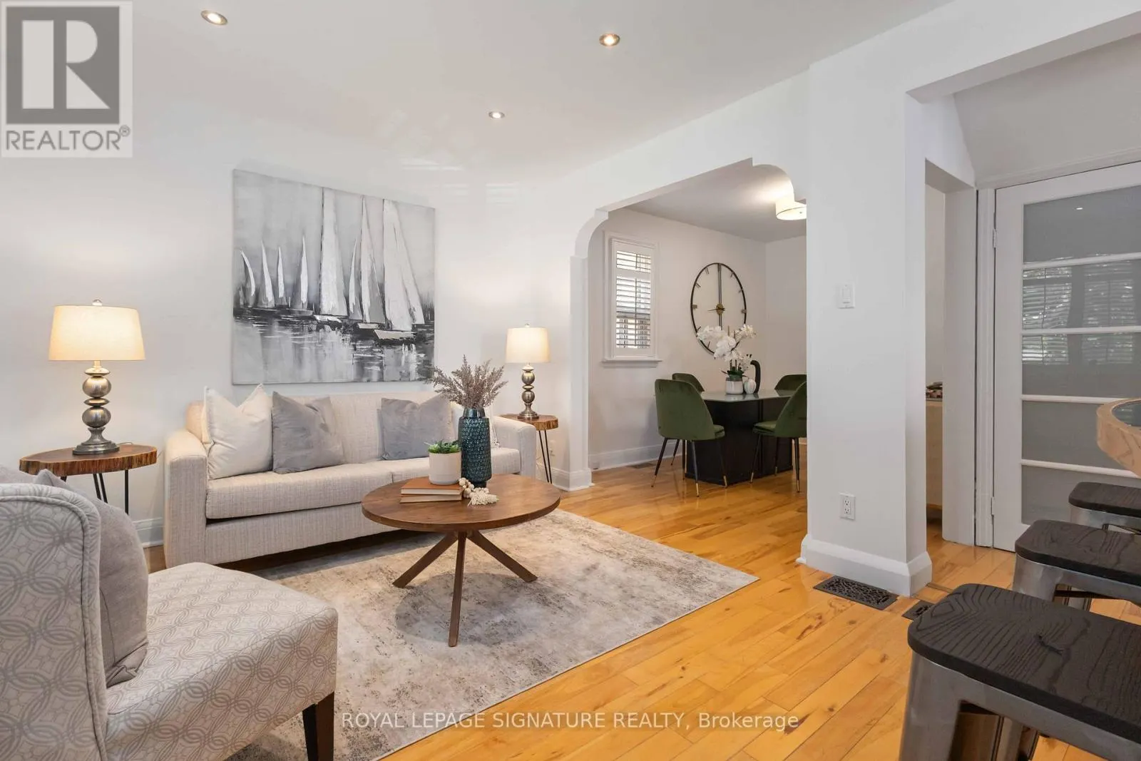 83 HAREWOOD AVENUE