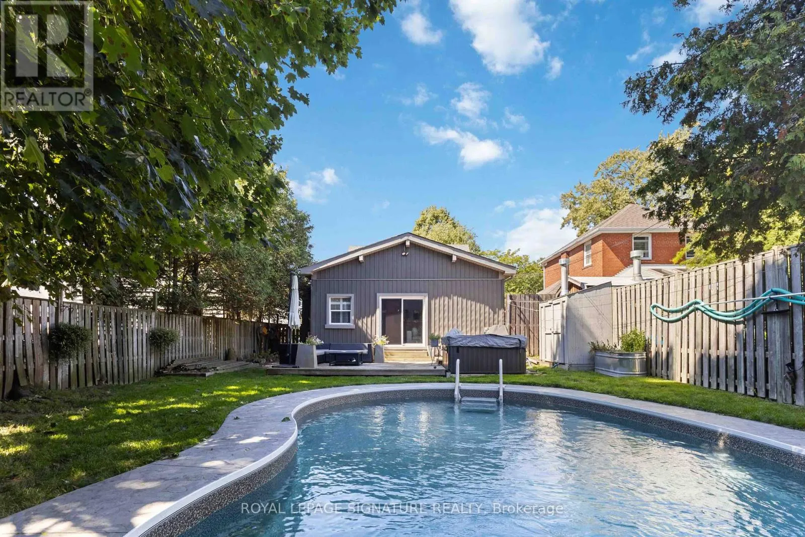 83 HAREWOOD AVENUE