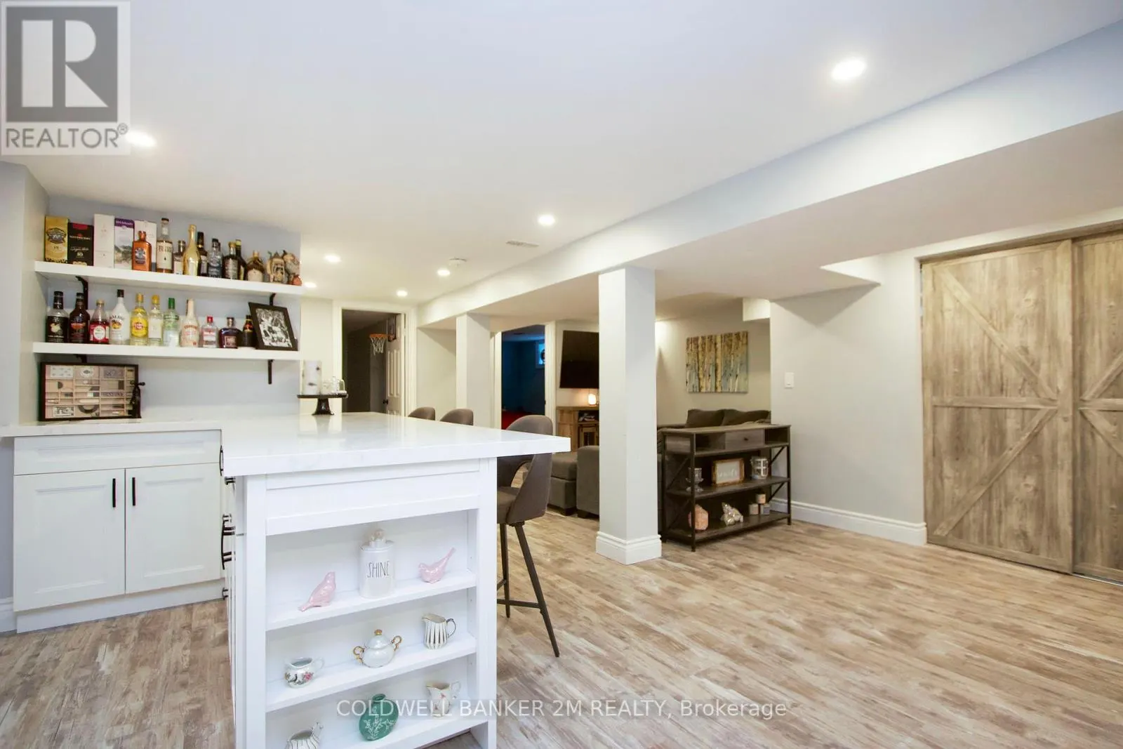 103 OAKES AVENUE