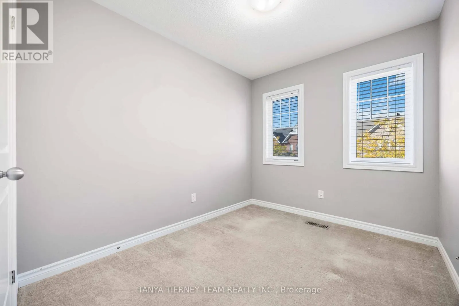 49 TED MILLER CRESCENT