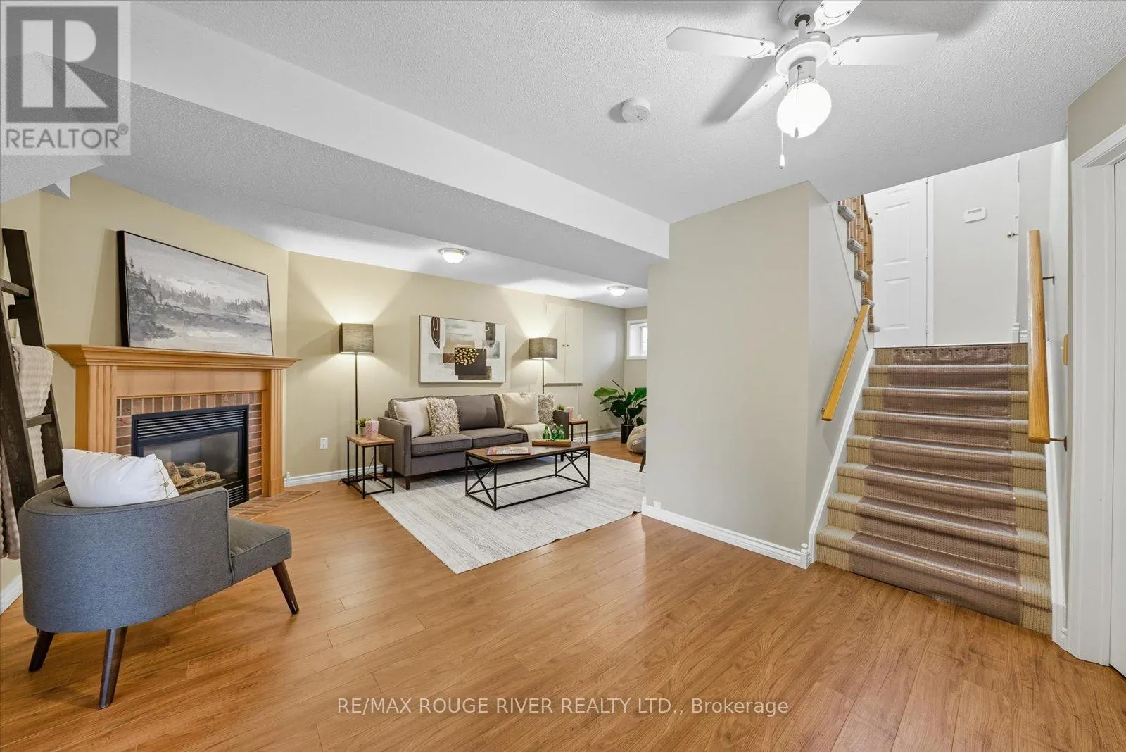 20 LAURELWOOD STREET