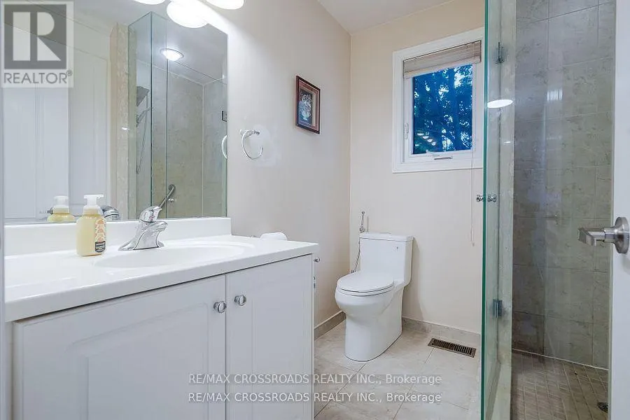 2292 BASELINE ROAD W
