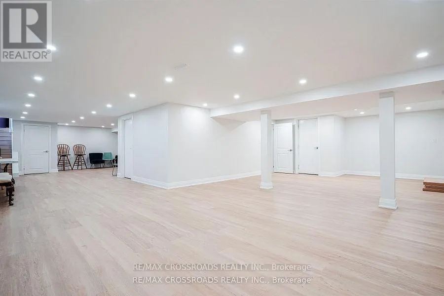 2292 BASELINE ROAD W