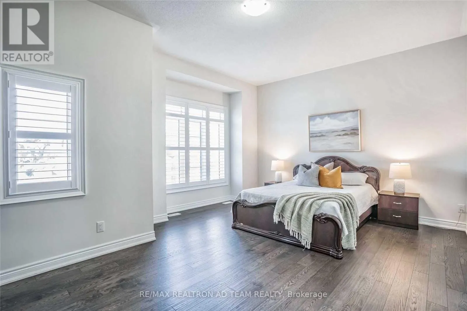 19 PENNINE DRIVE