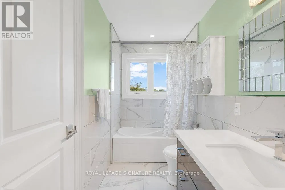 229A MCINTOSH STREET