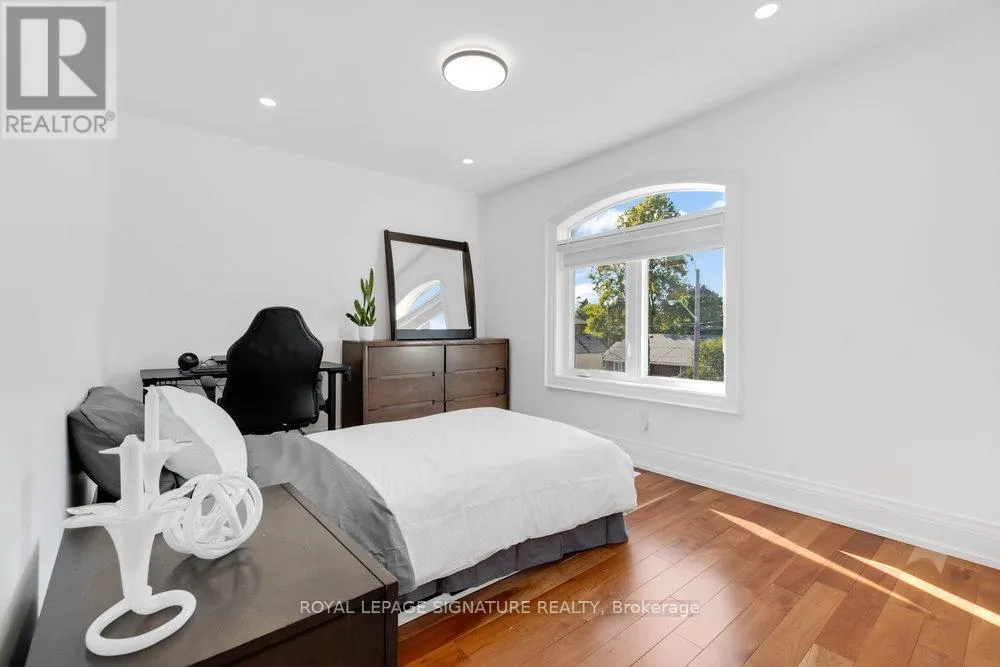 229A MCINTOSH STREET
