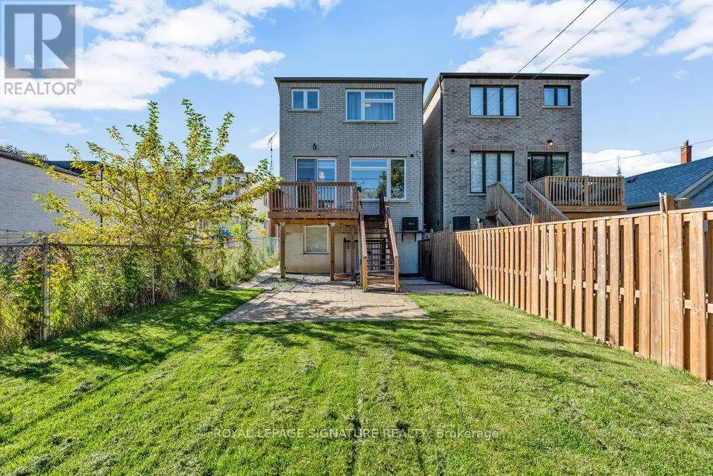 229A MCINTOSH STREET