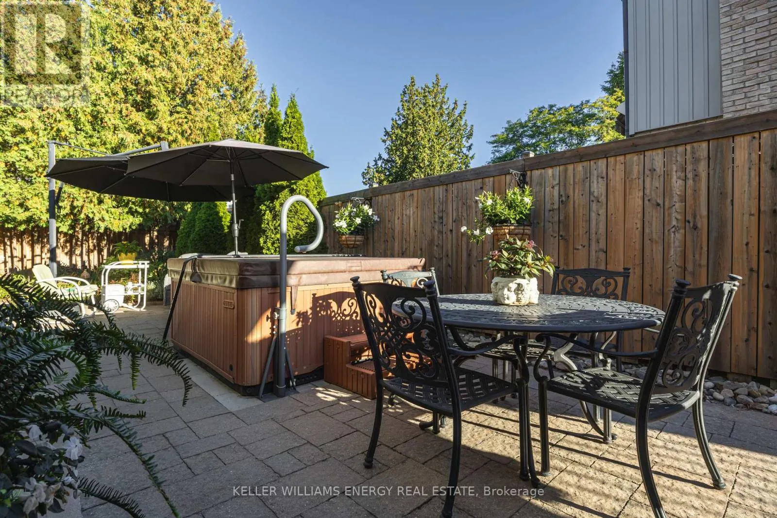 1158 TRILLIUM COURT
