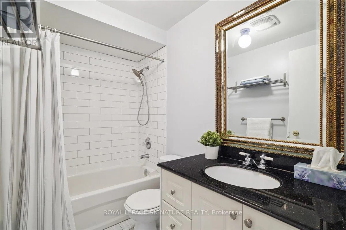52 - 1131 SANDHURST CIRCLE