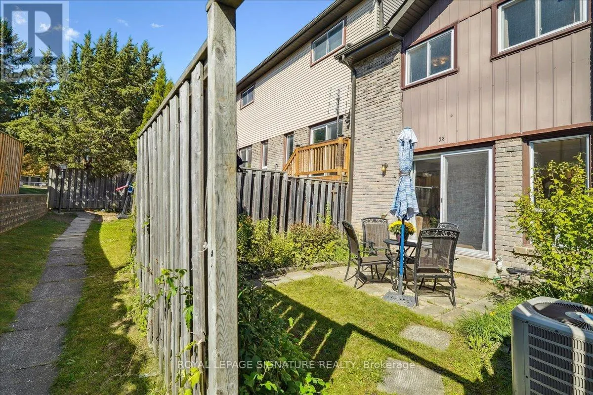52 - 1131 SANDHURST CIRCLE