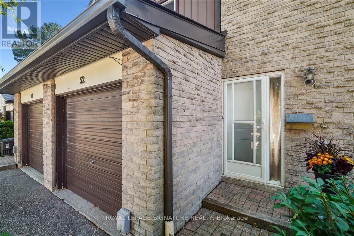 52 - 1131 SANDHURST CIRCLE