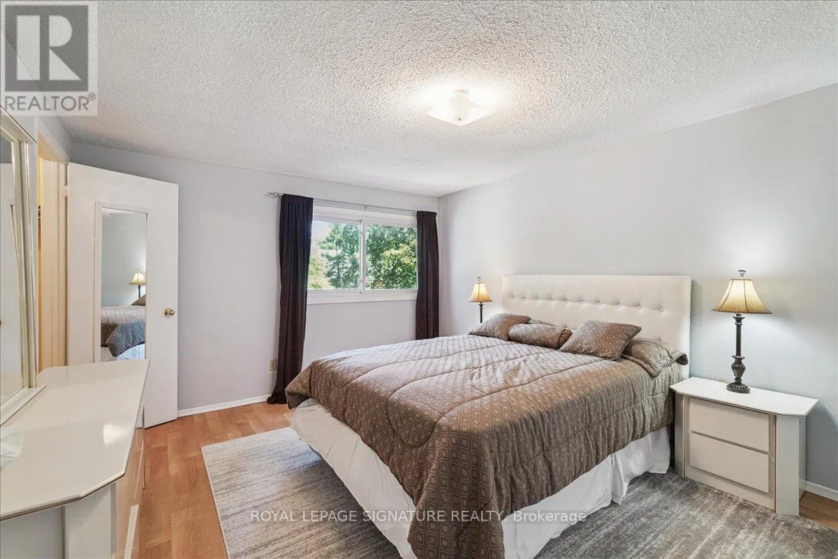 52 - 1131 SANDHURST CIRCLE