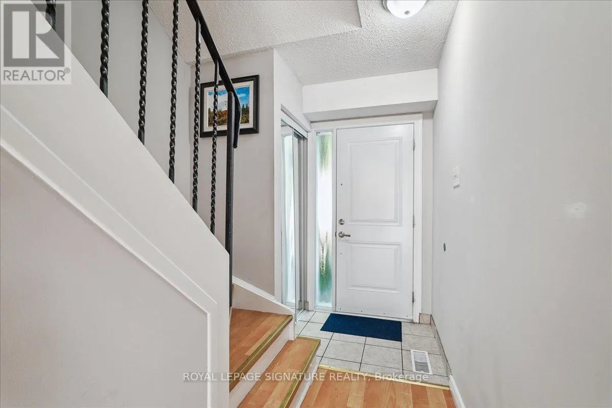 52 - 1131 SANDHURST CIRCLE