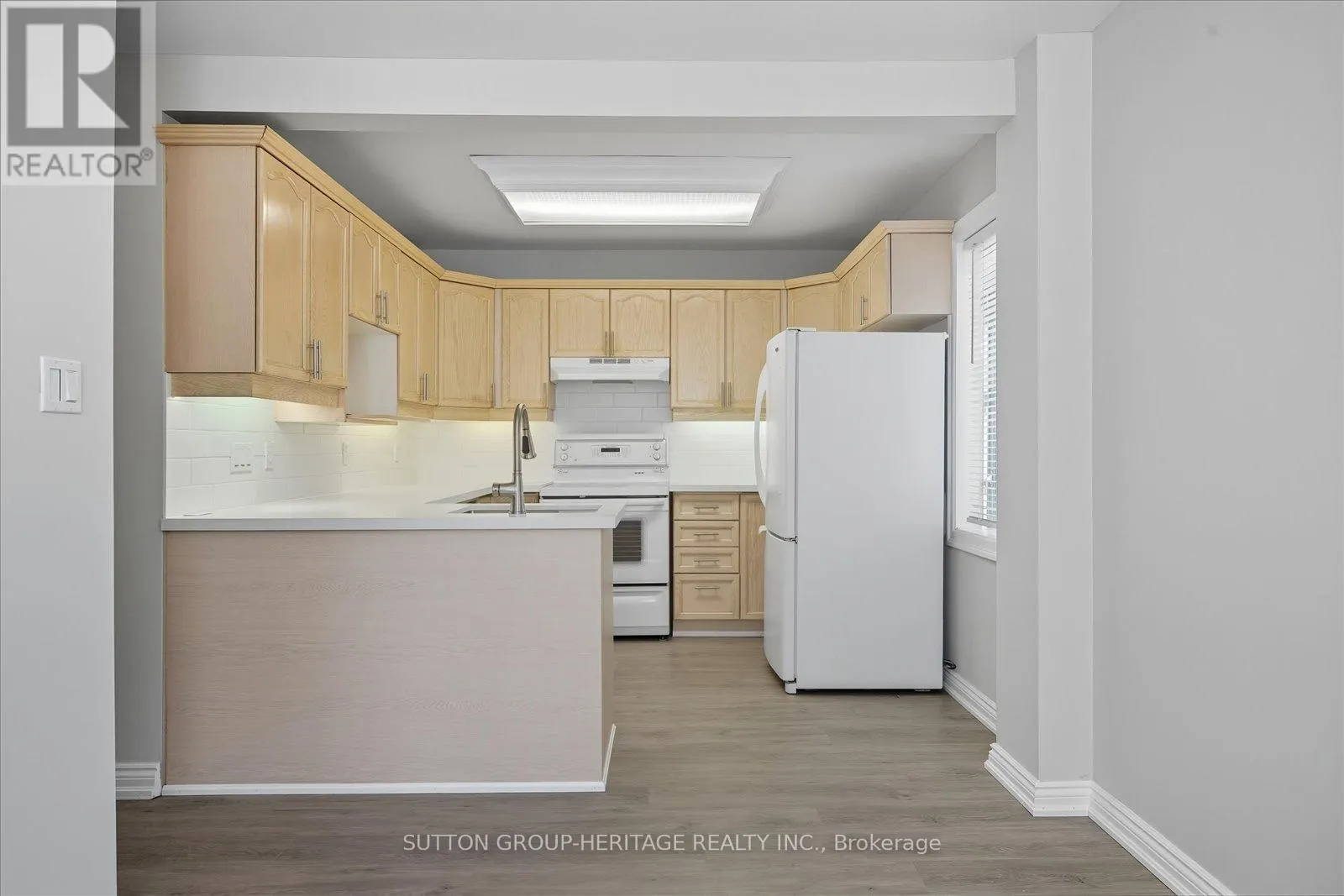 179 OSHAWA BOULEVARD N