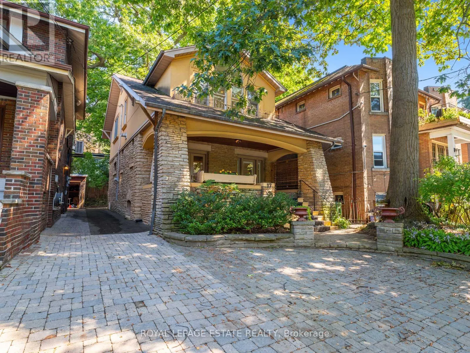 17 BALSAM AVENUE