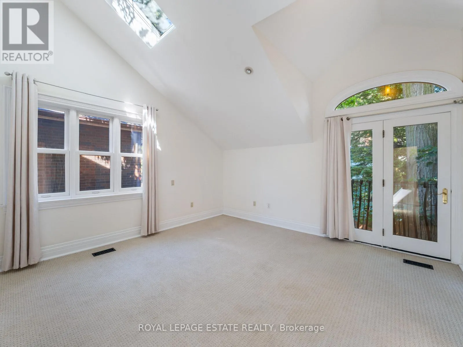 17 BALSAM AVENUE