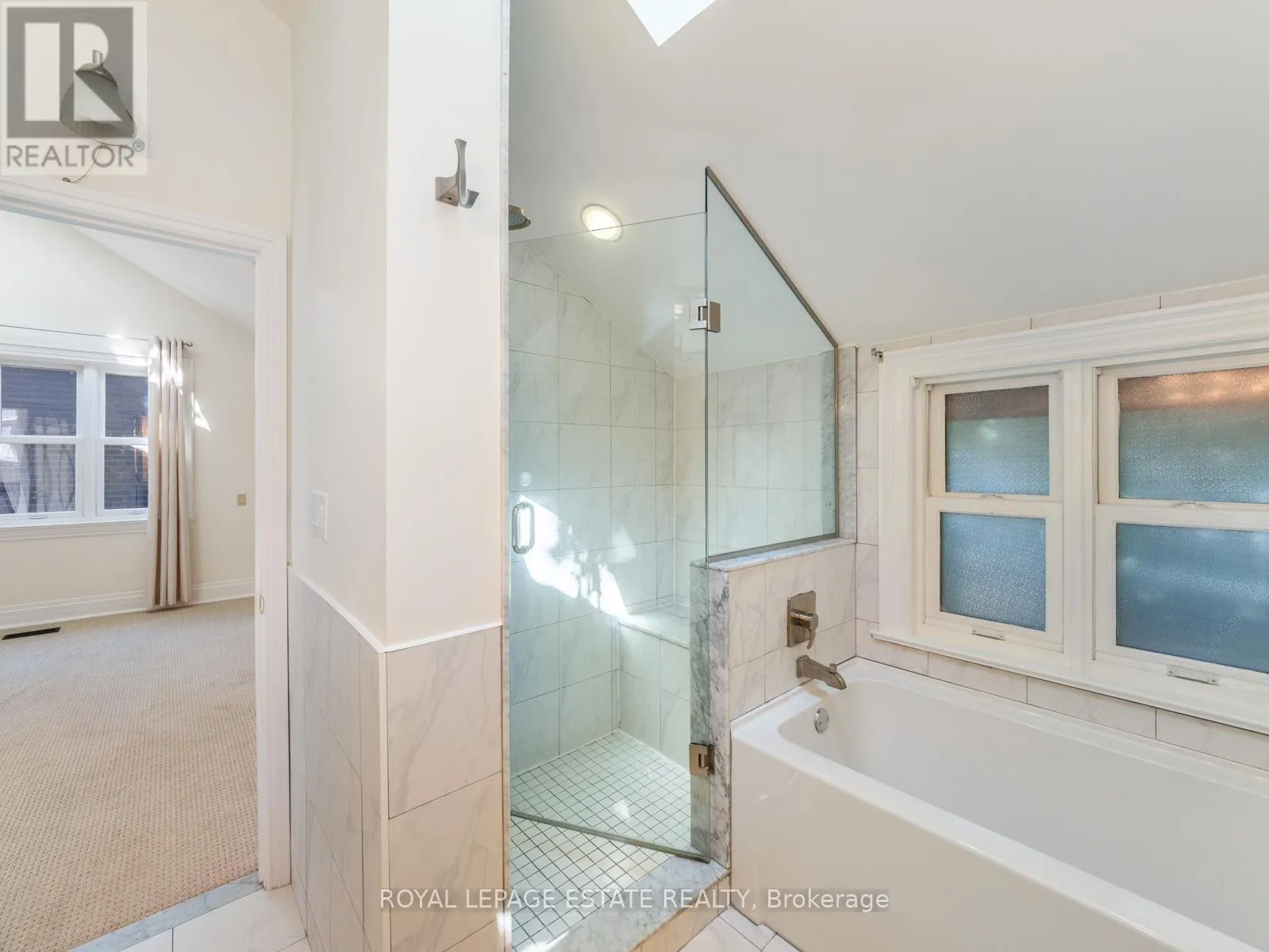 17 BALSAM AVENUE