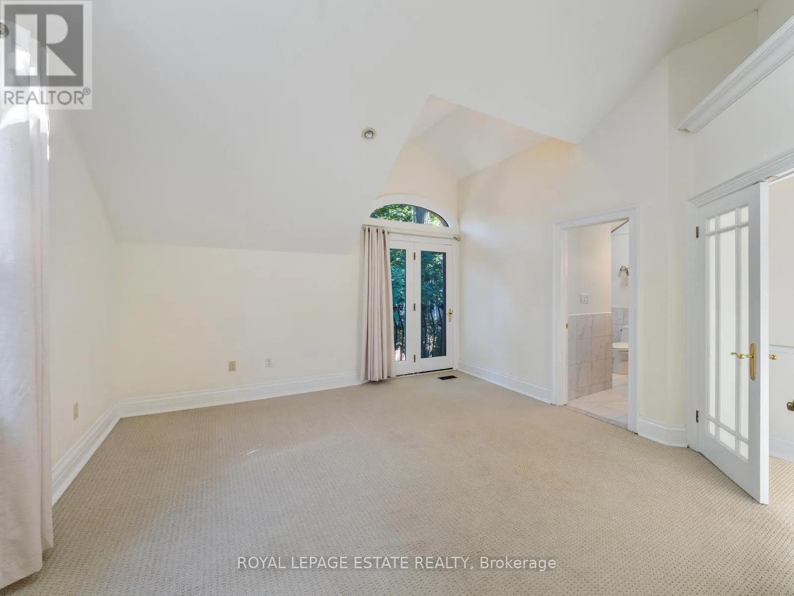 17 BALSAM AVENUE