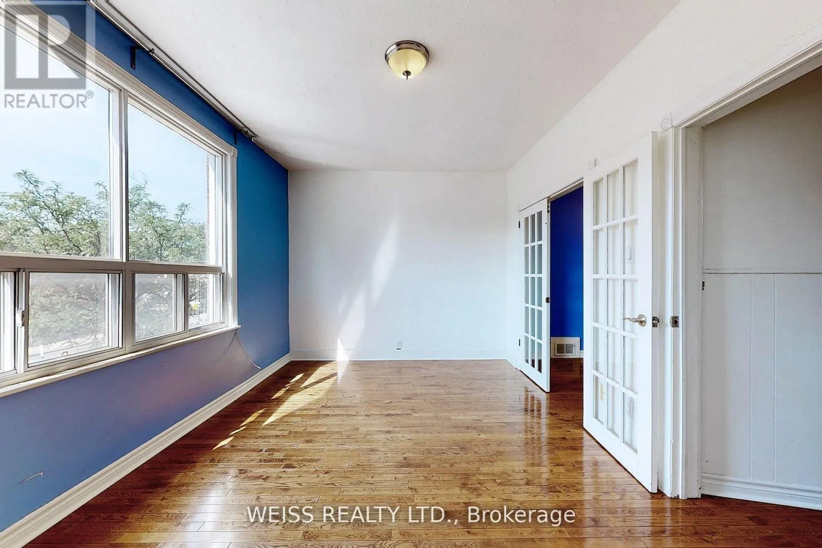 UPPER - 2468 DANFORTH AVENUE