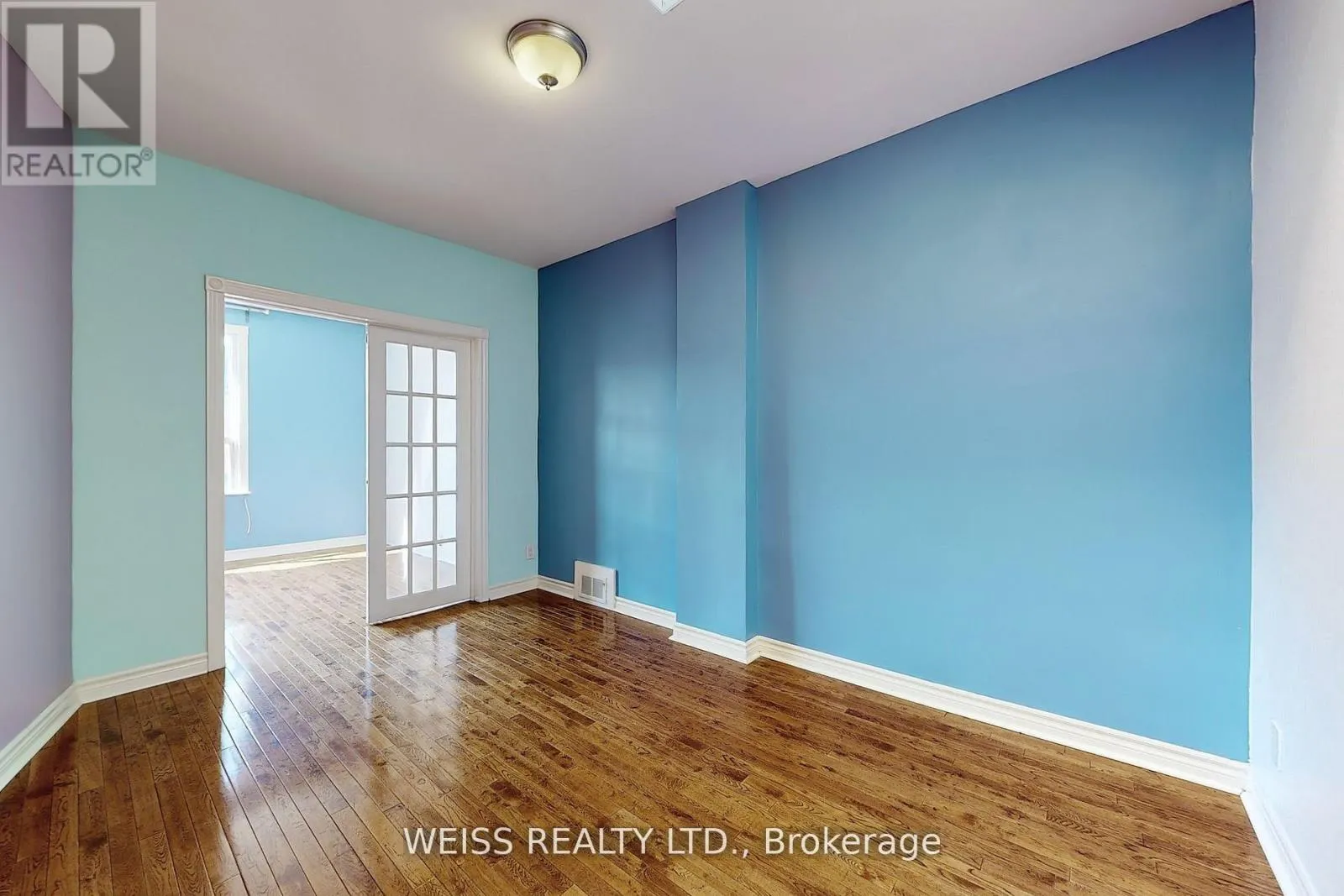 UPPER - 2468 DANFORTH AVENUE