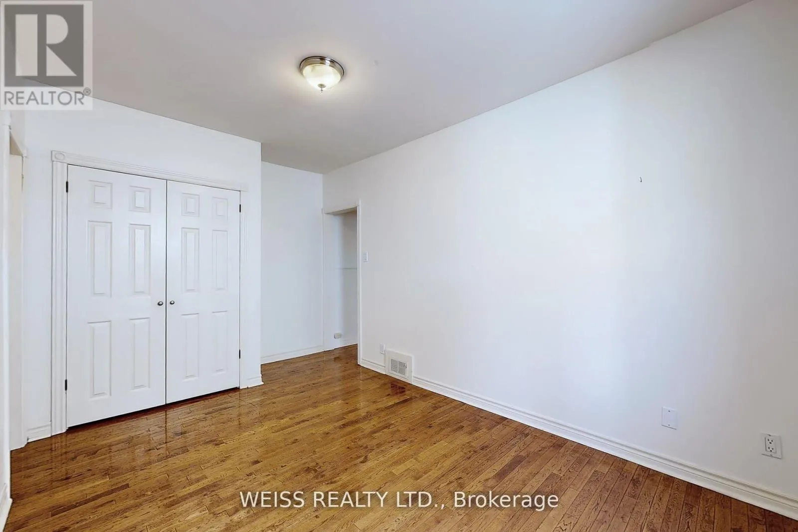 UPPER - 2468 DANFORTH AVENUE