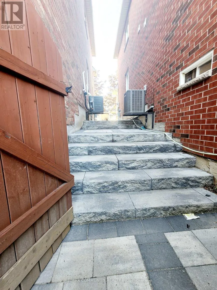 BSMT - 19 SALVAGE STREET