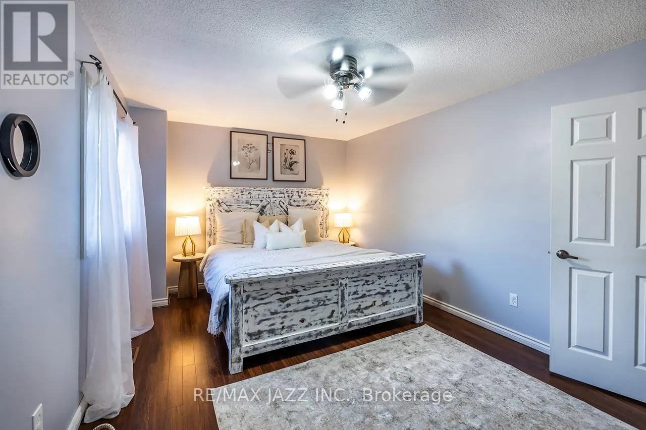 53 VAIL MEADOWS CRESCENT