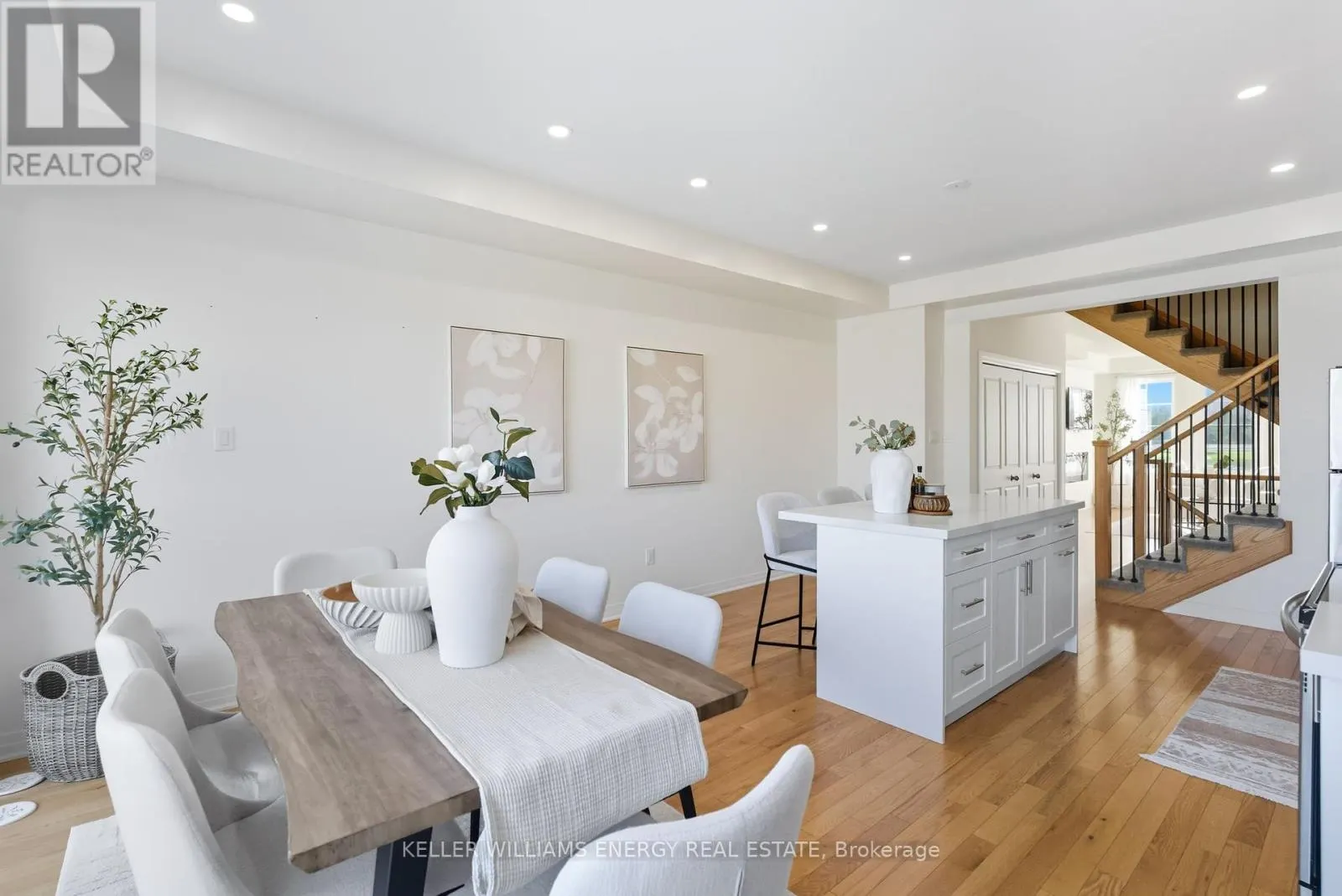 1507 GREEN ROAD
