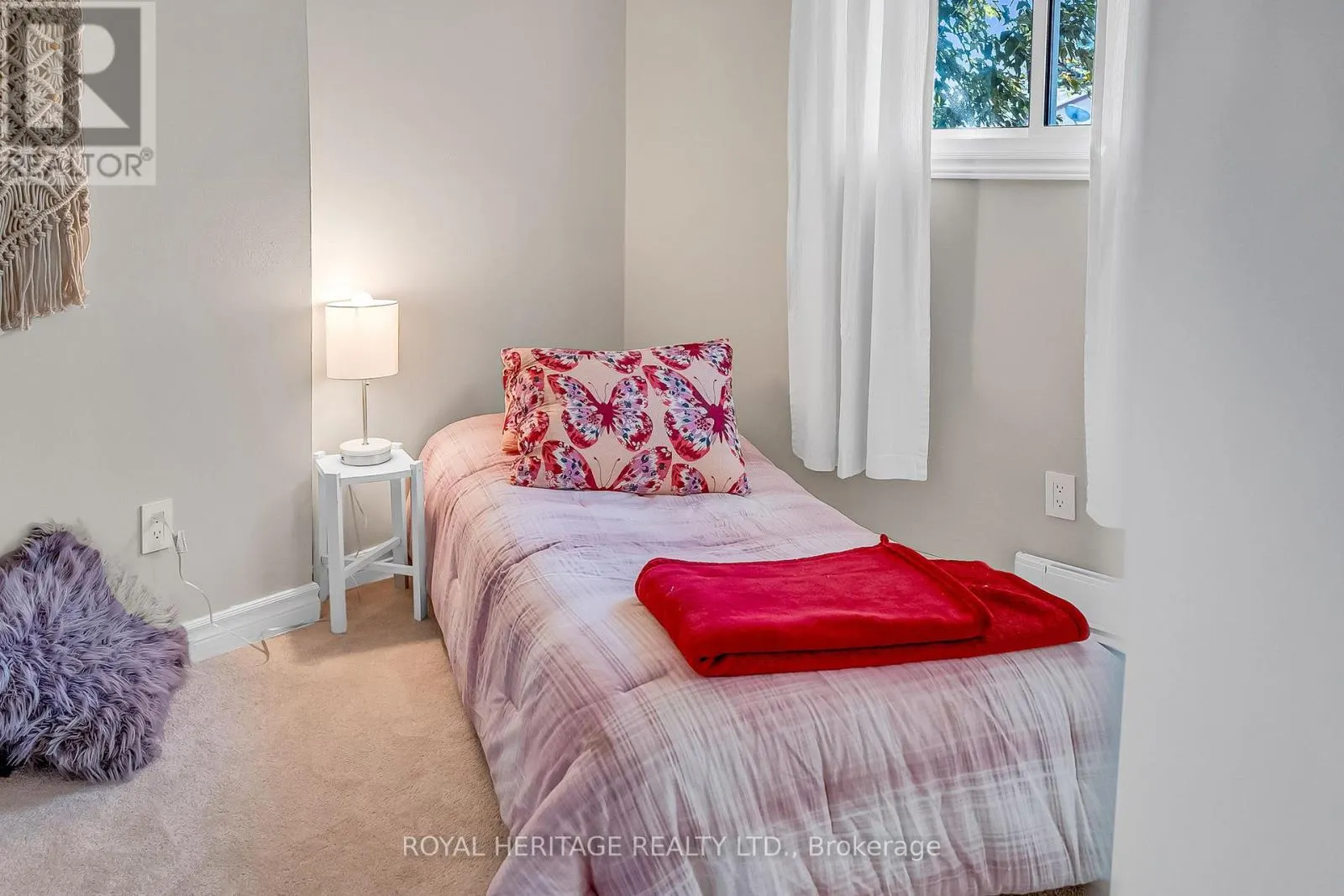1312 VALLEY DRIVE