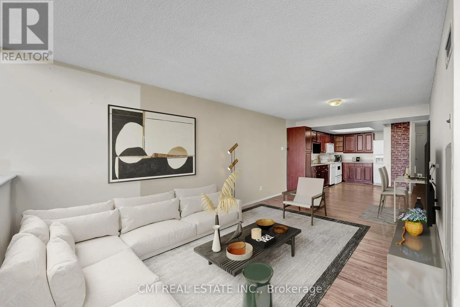 1510 - 2466 EGLINTON AVENUE E