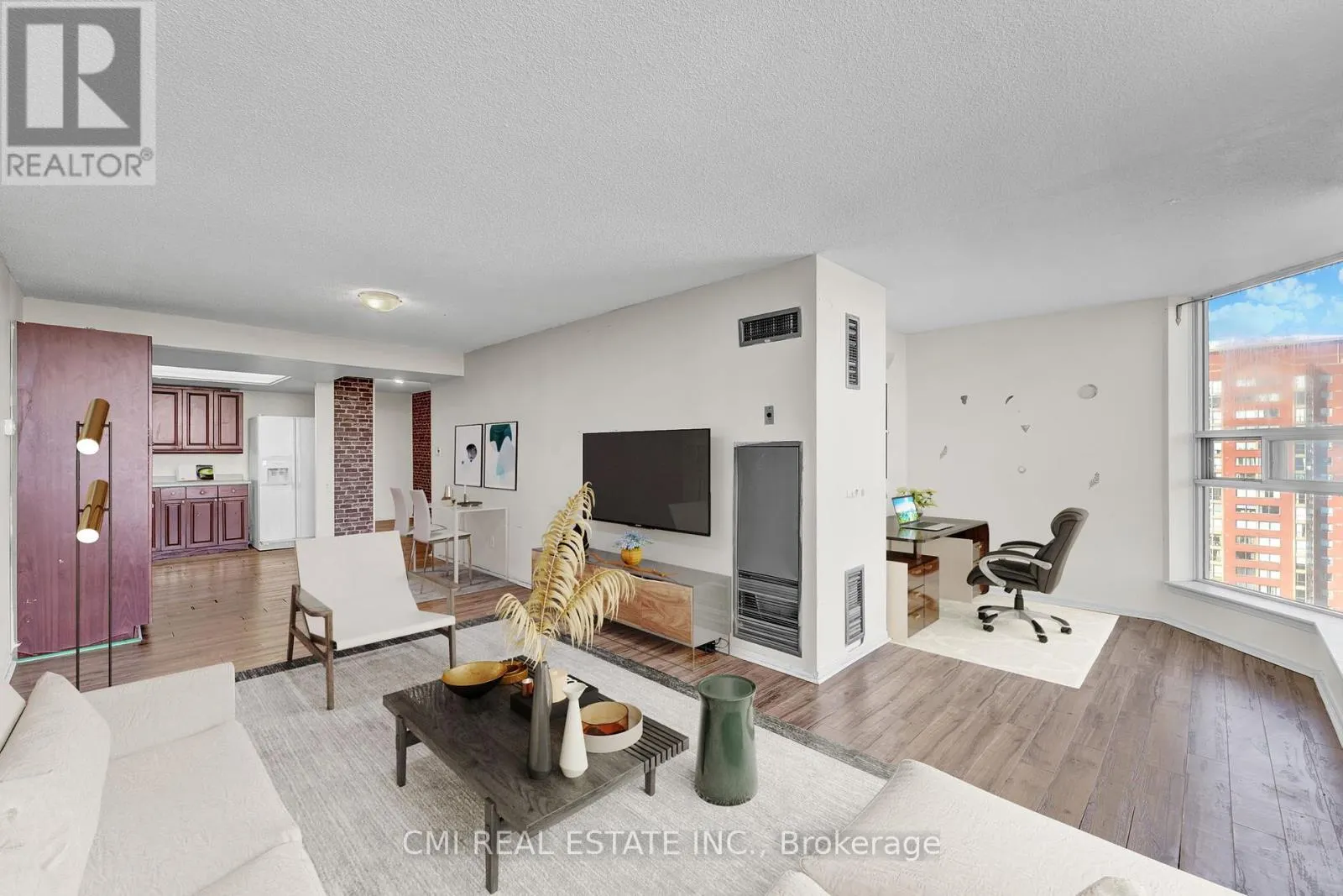 1510 - 2466 EGLINTON AVENUE E