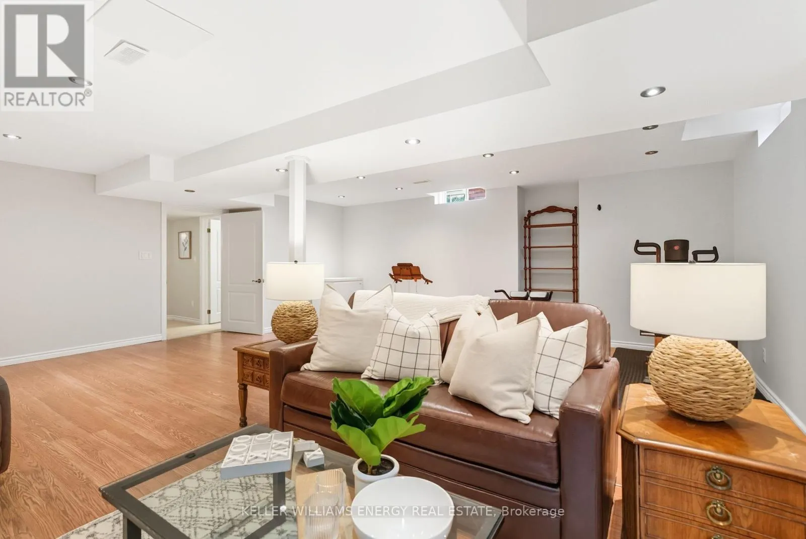 47 SCEPTER PLACE