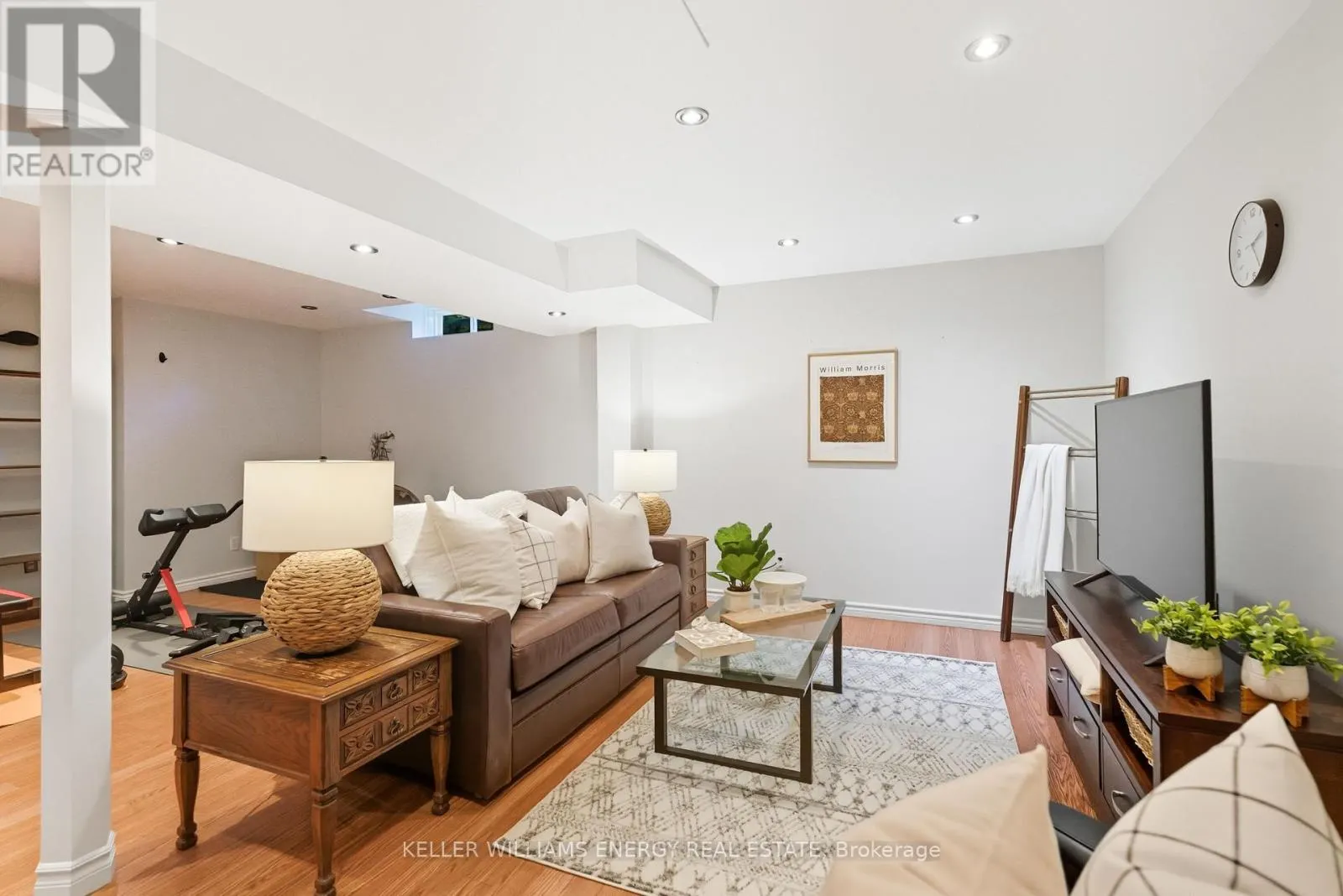47 SCEPTER PLACE