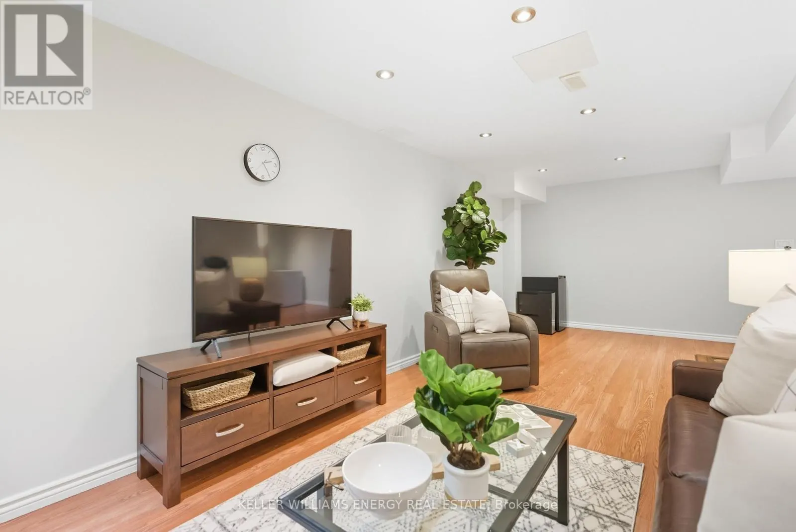 47 SCEPTER PLACE