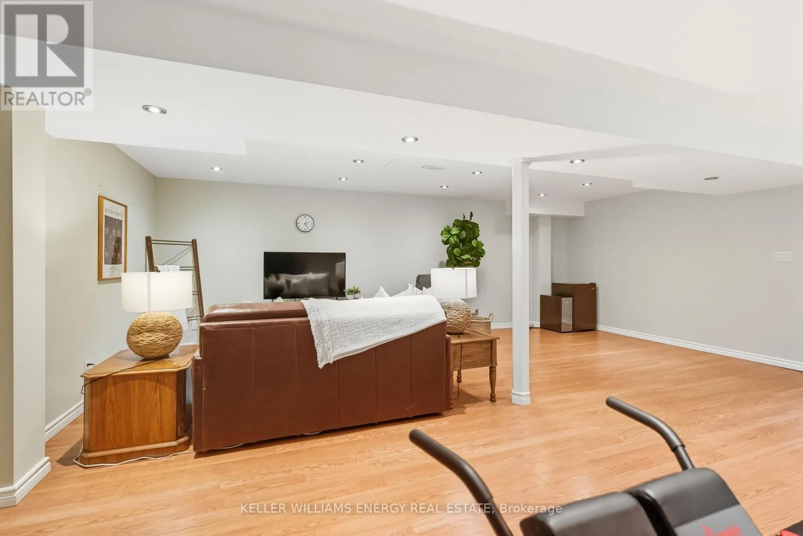 47 SCEPTER PLACE