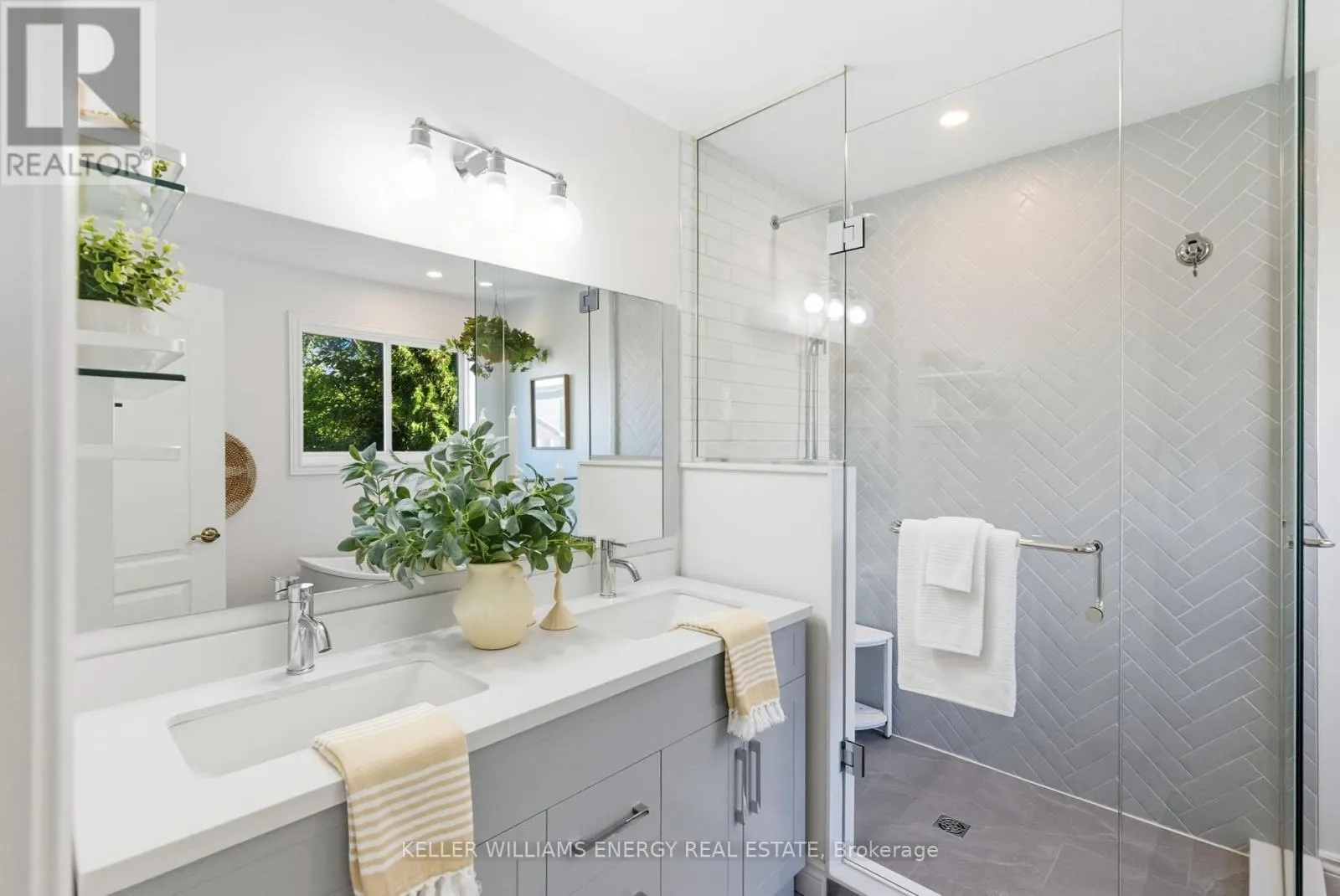 47 SCEPTER PLACE