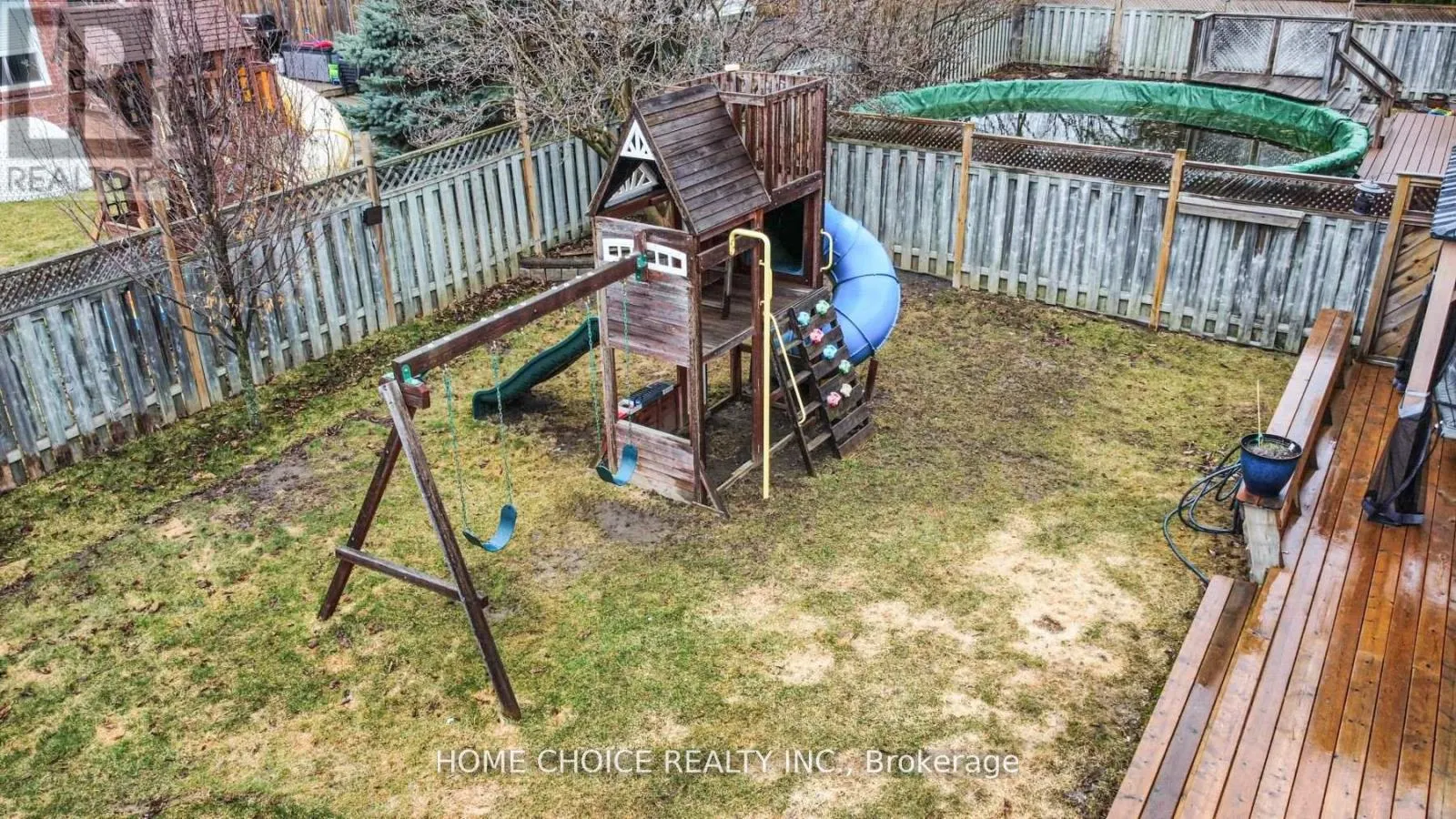 27 DONCASTER CRESCENT