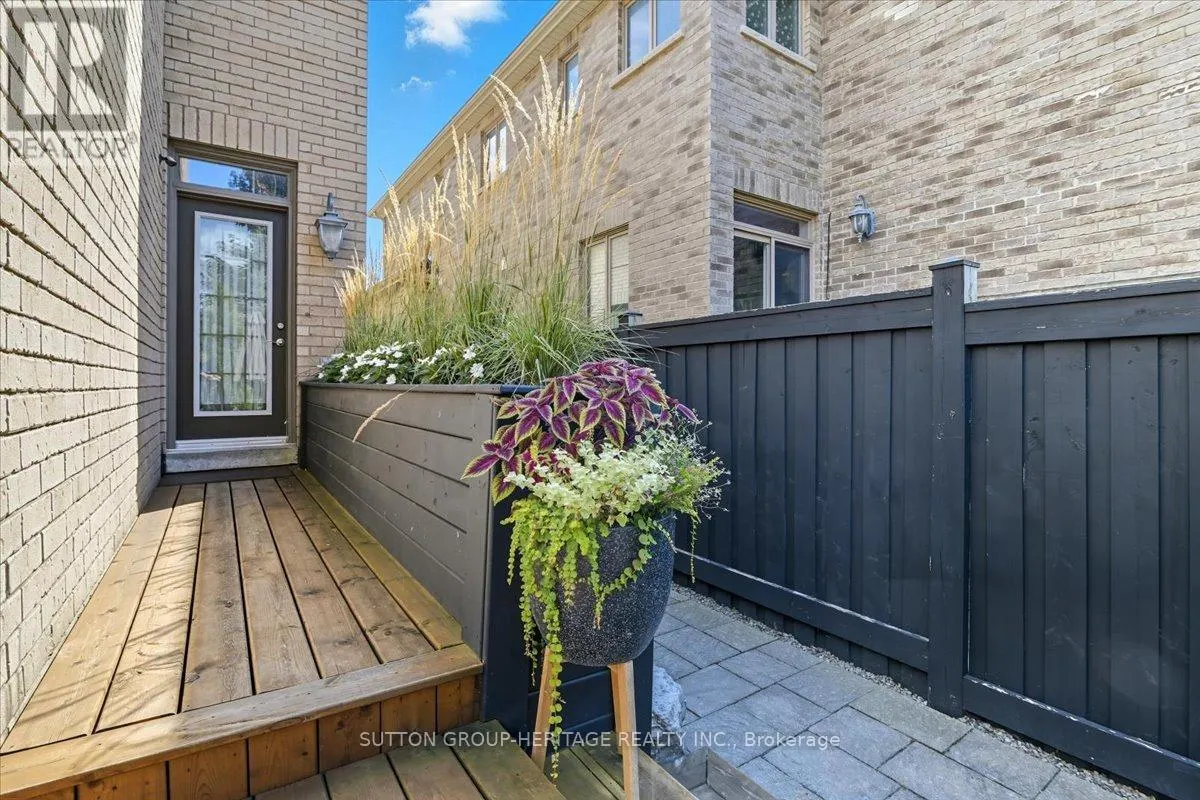 22 GLENGOWAN STREET