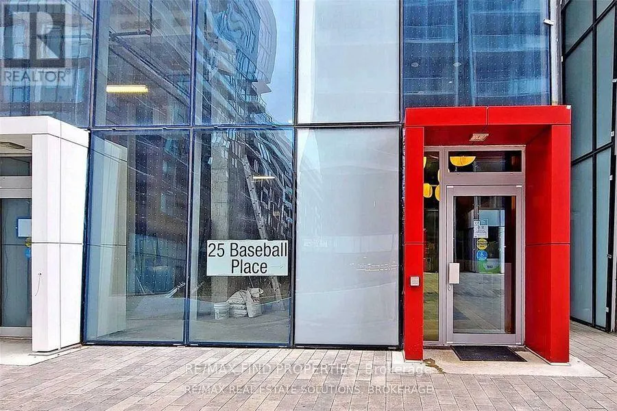 911 - 25 BASEBALL PLACE