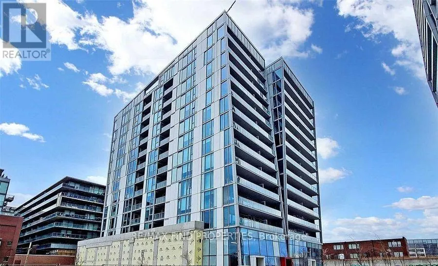 911 - 25 BASEBALL PLACE
