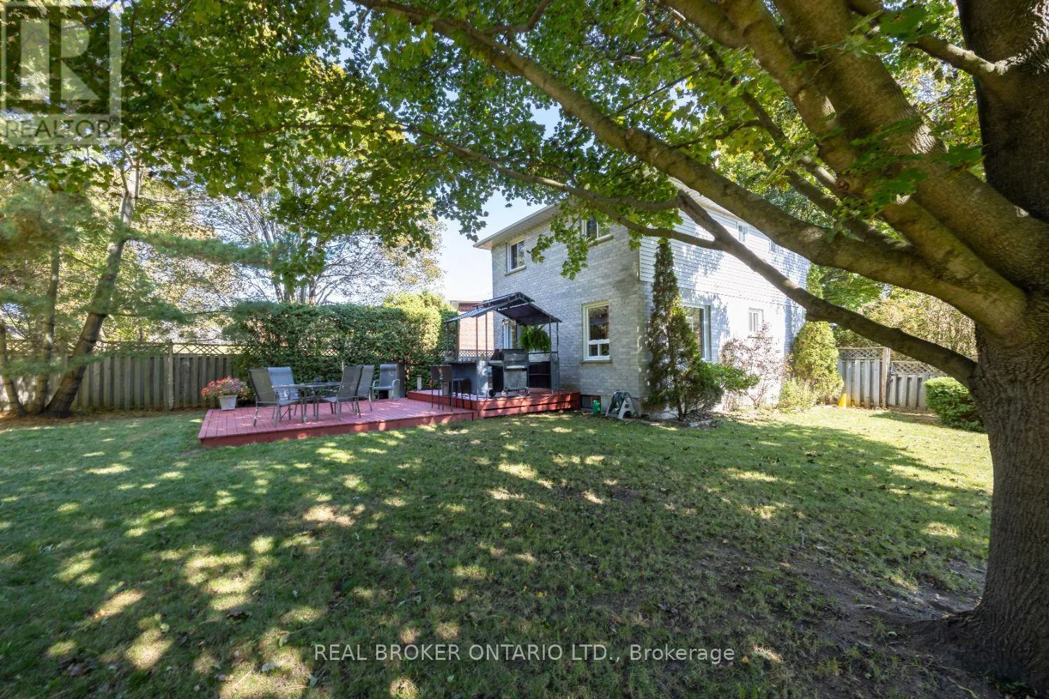 6 ANDREW COURT