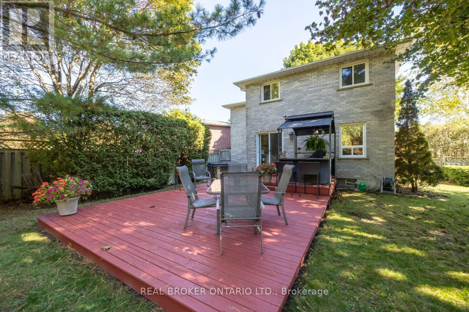 6 ANDREW COURT