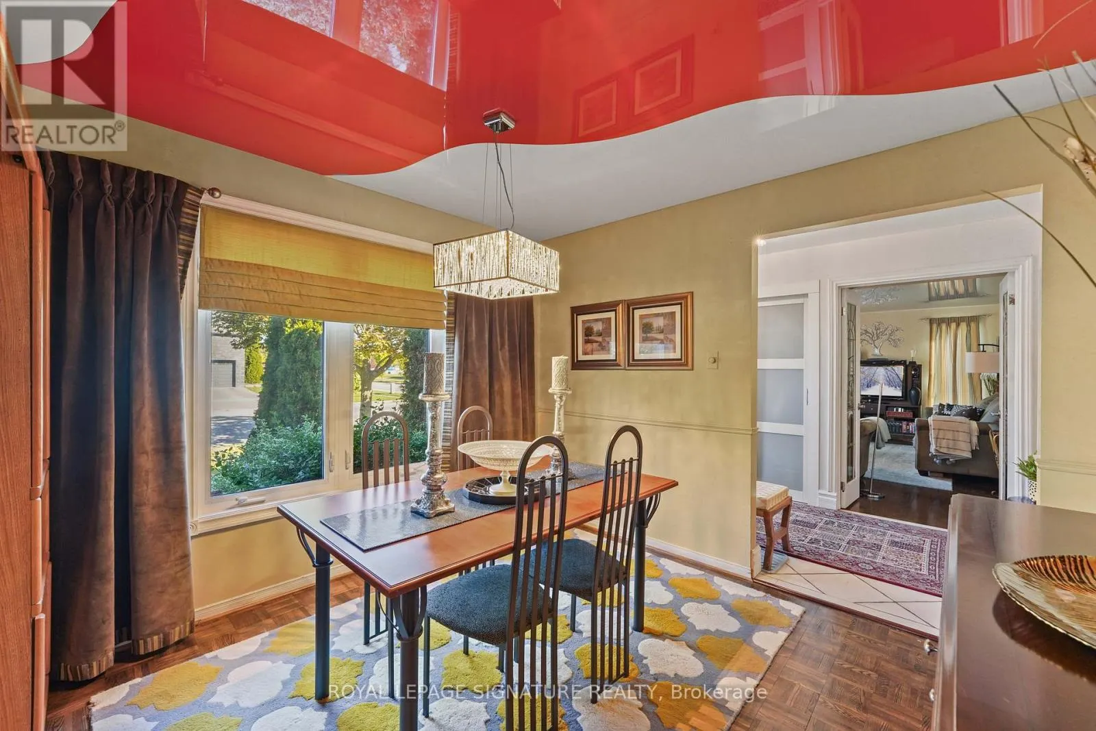 1556 AMBERLEA ROAD