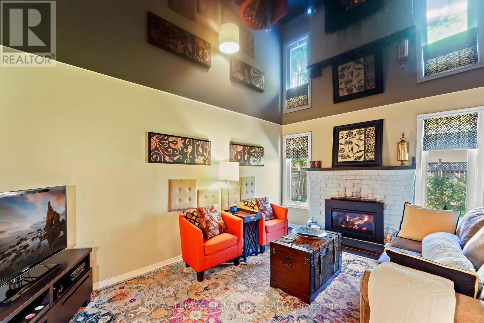 1556 AMBERLEA ROAD
