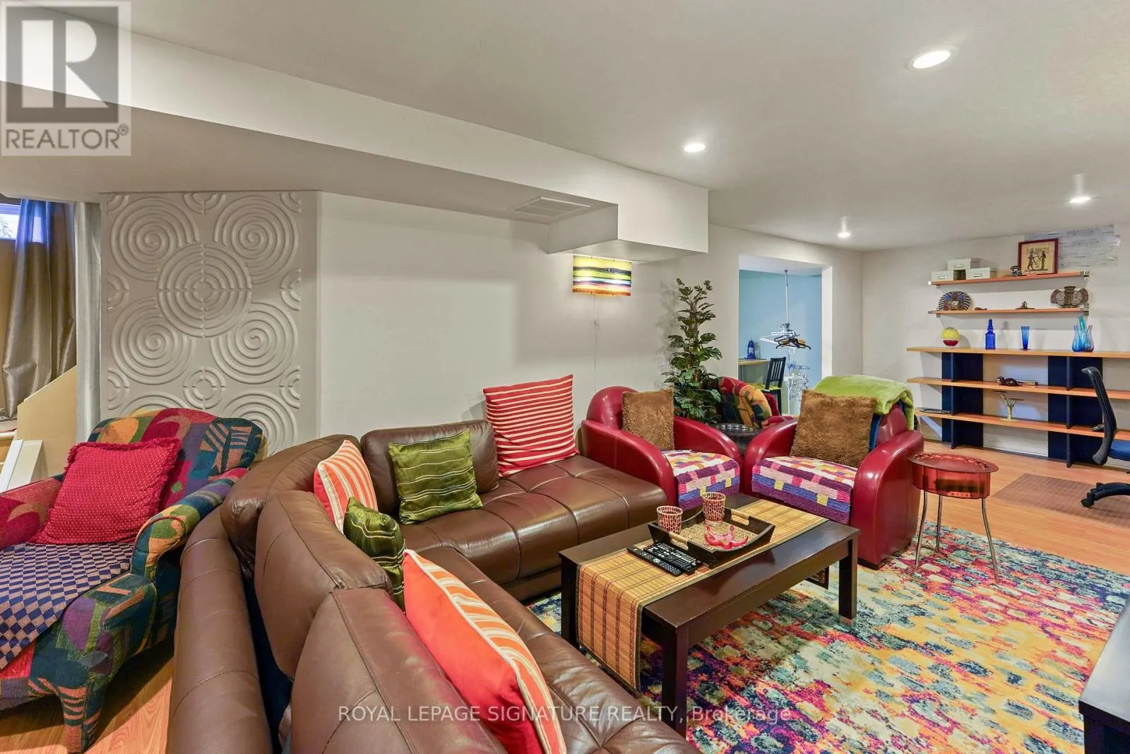 1556 AMBERLEA ROAD