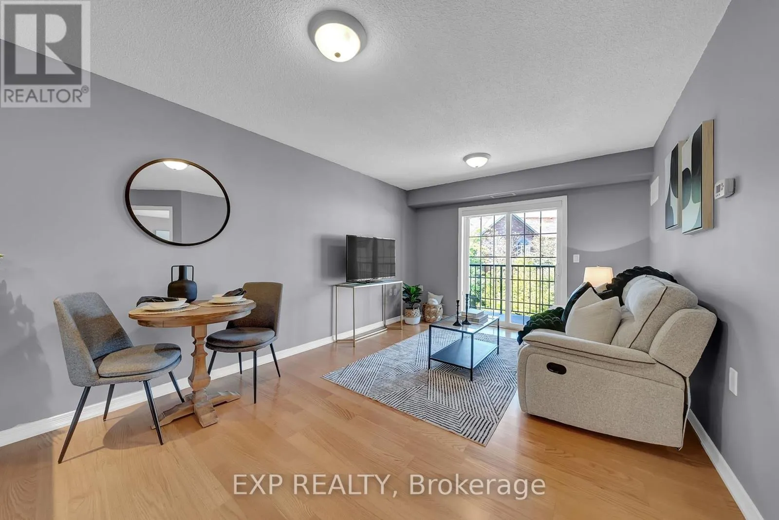 305 - 61 CLARINGTON BOULEVARD, #305