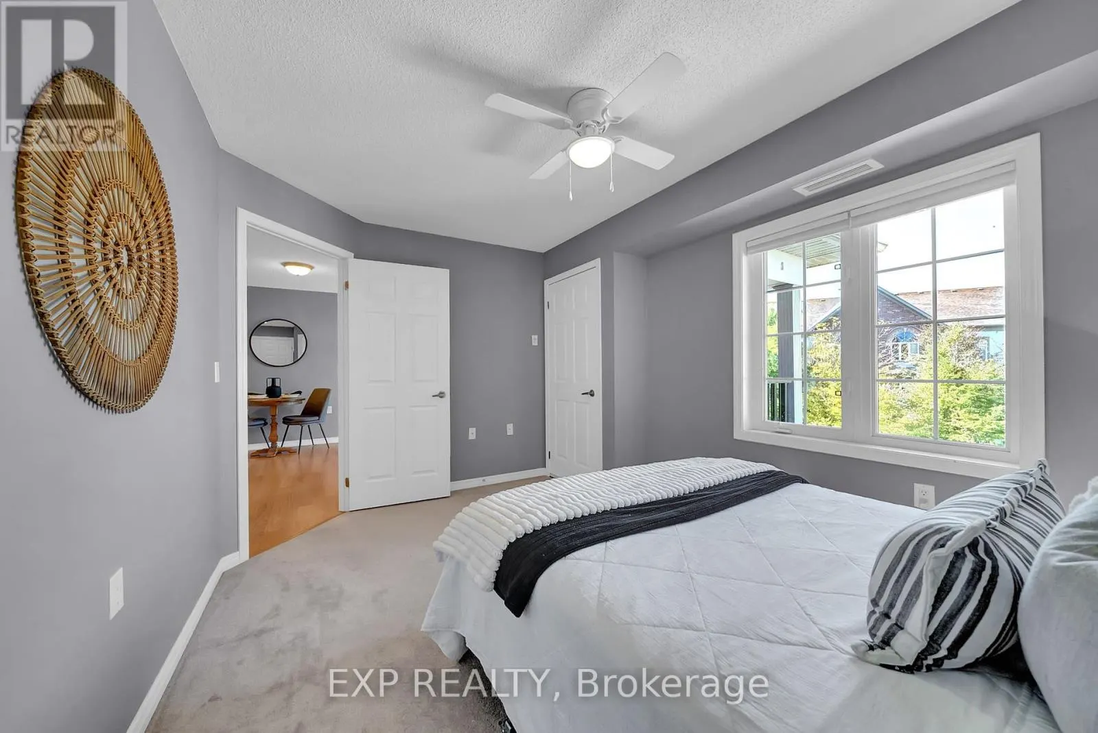 305 - 61 CLARINGTON BOULEVARD, #305