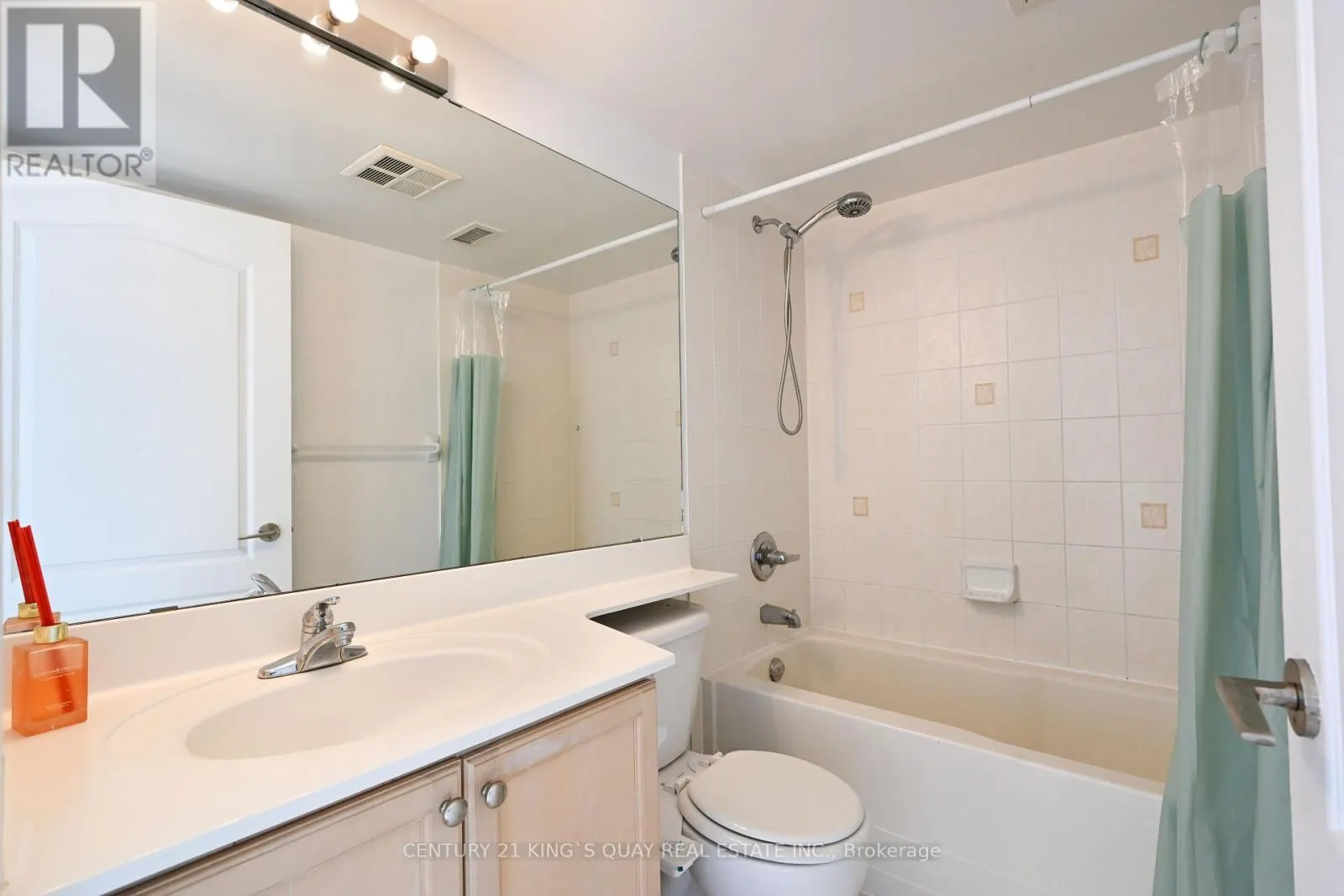 3002 - 60 BRIAN HARRISON WAY