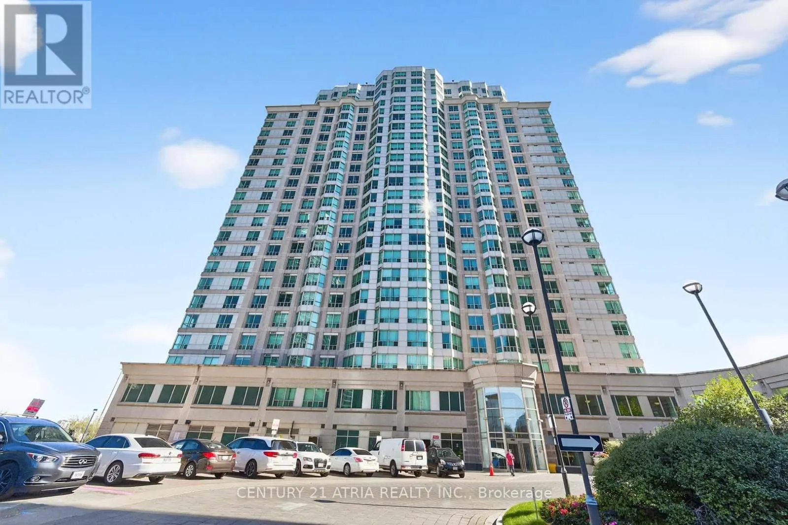 1115 - 11 LEE CENTRE DRIVE