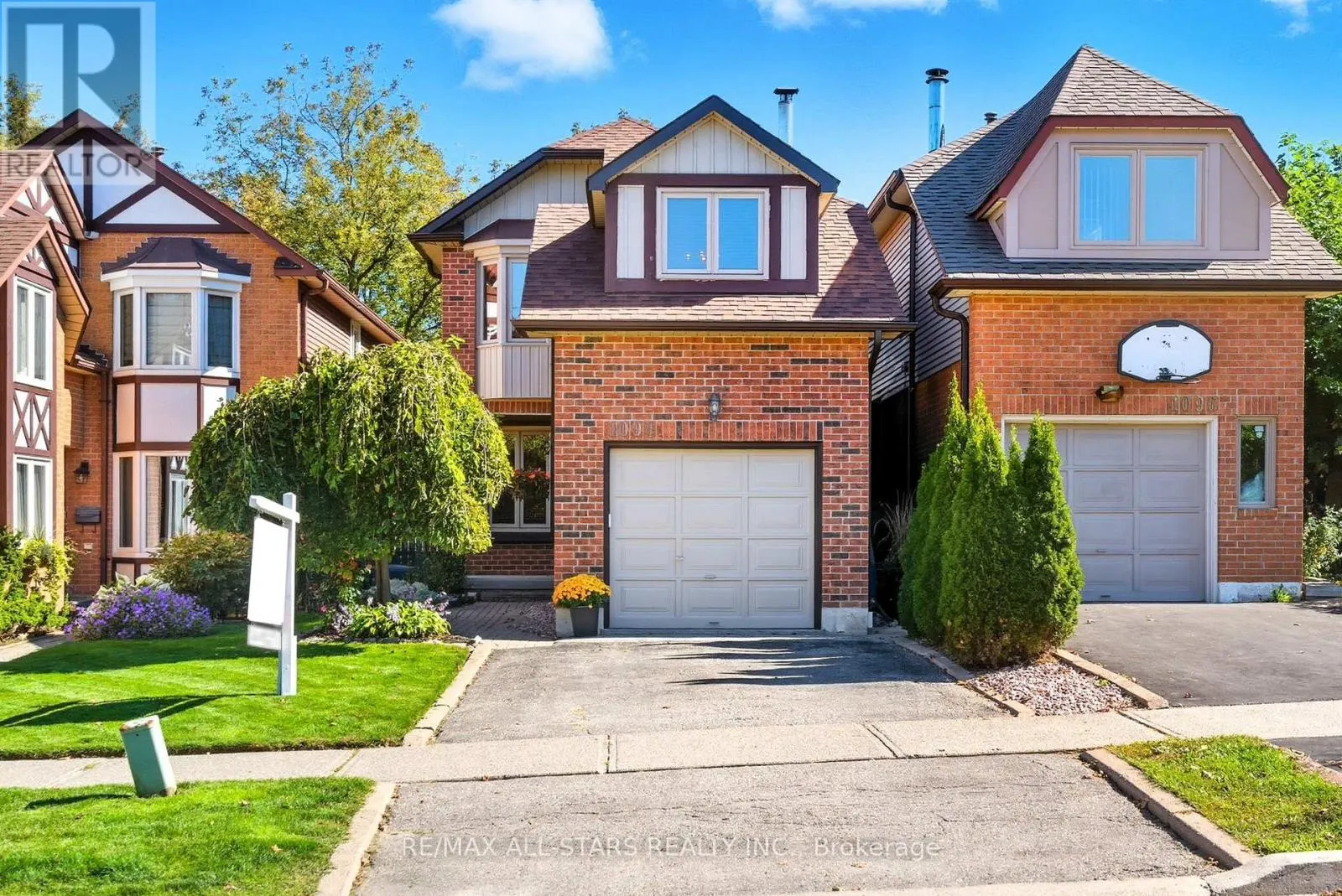 1094 LONGBOW DRIVE